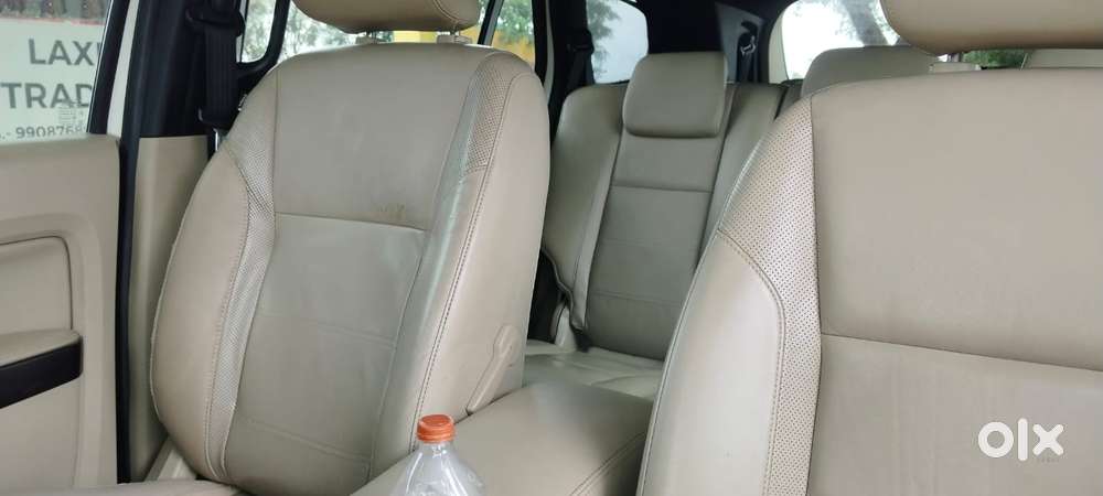 Ford Endeavour 2.2 Titanium At 4x2, 2016, Diesel
