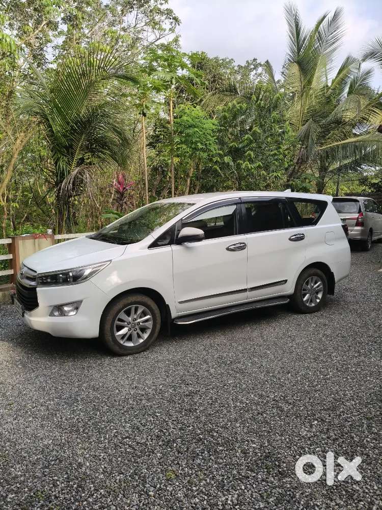 Single Owner Innova Crysta V Varient Bumber To Bumber Original