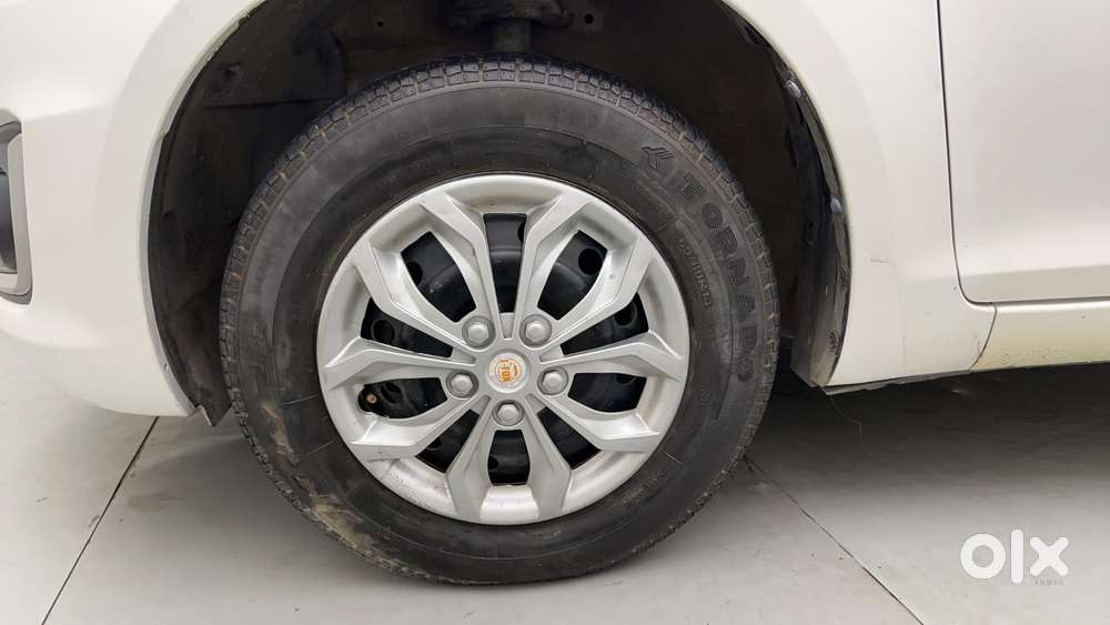 Maruti Suzuki Swift Vvt Vxi, 2016, Petrol