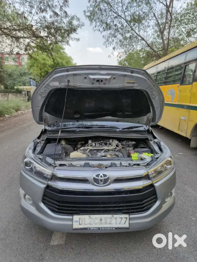 Toyota Innova Crysta 2.4 Vx 2017 Diesel Well Maintained 8 Str