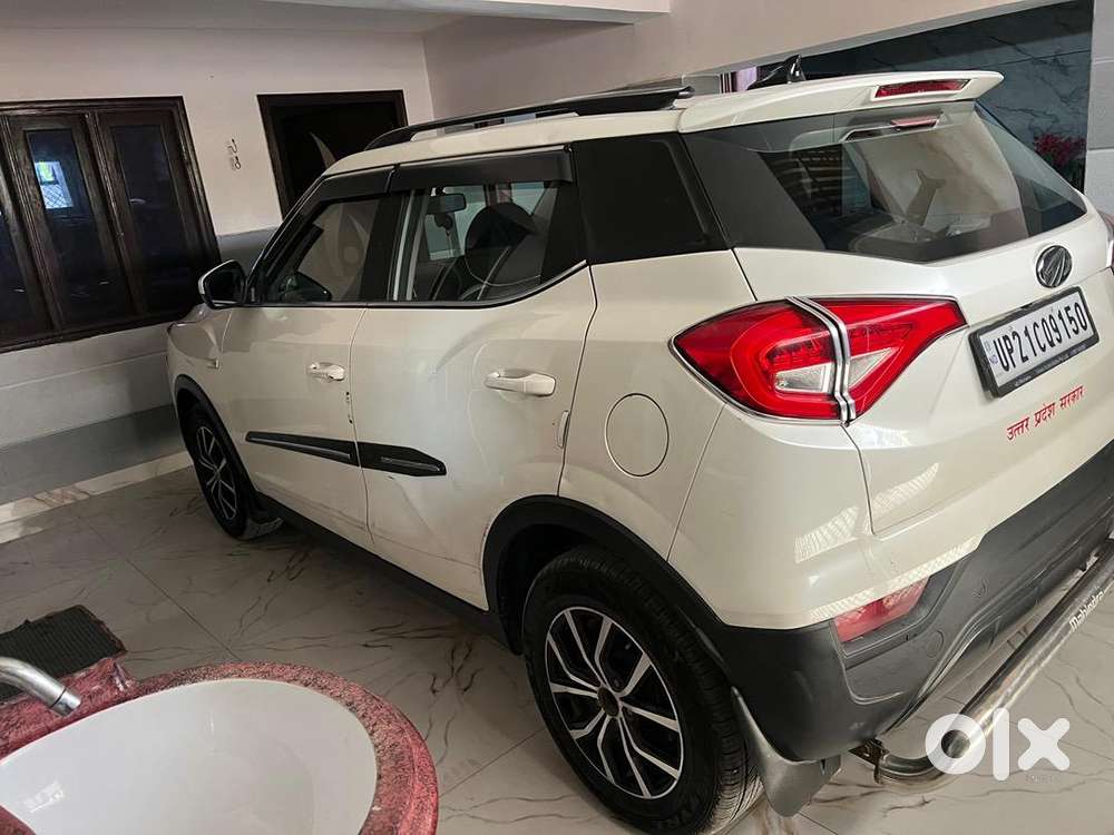 Mahindra Xuv300 2022 Petrol Well Maintained