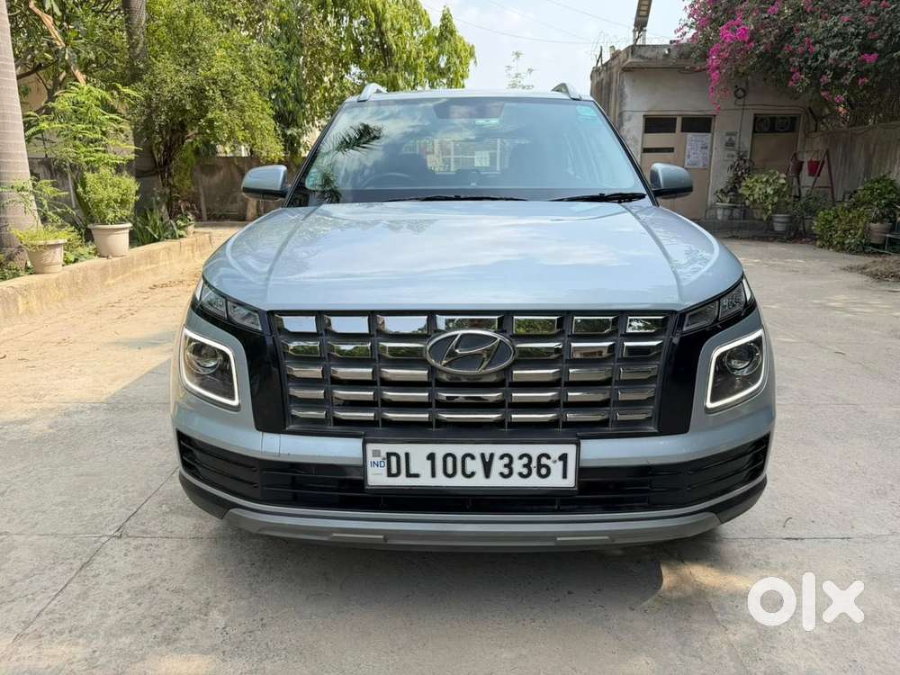 Hyundai Venue S (o) 1.2 Petrol Knight Edition, 2023, Petrol