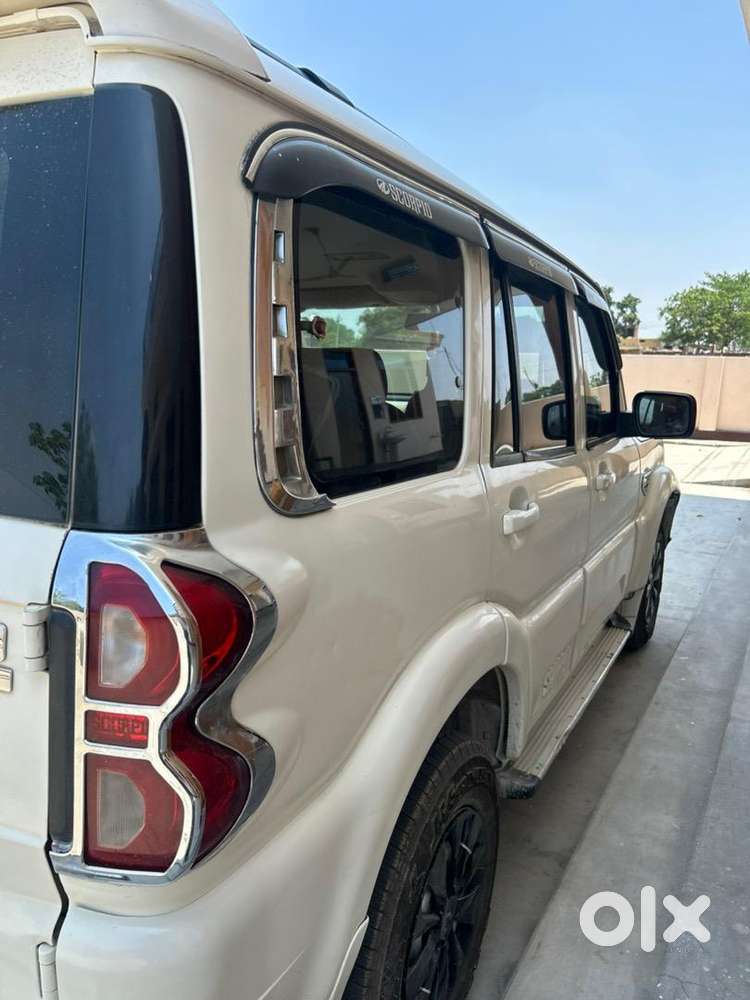 Mahindra Scorpio 2019 Diesel Well Maintained