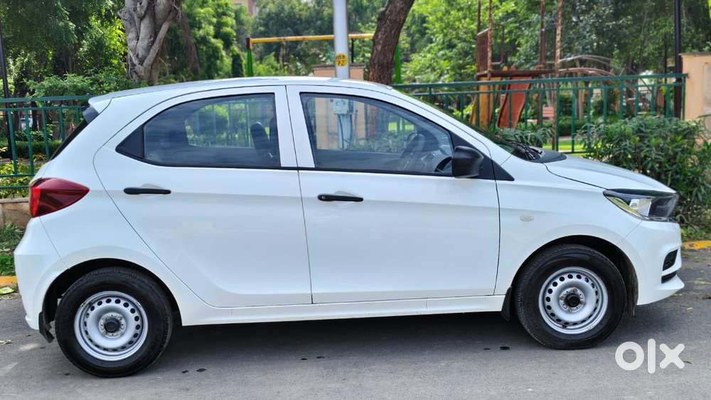 Tata Tiago 1.05 Revotorq Xe, 2026, Petrol