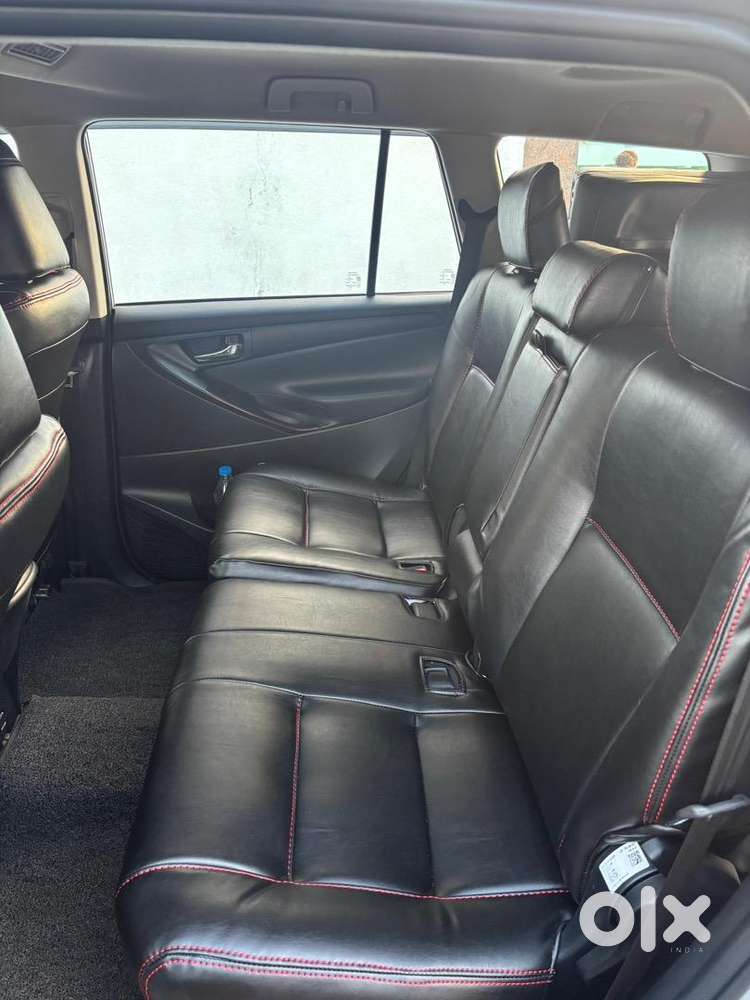 Toyota Innova Crysta 2024 Diesel 31000 Km Driven