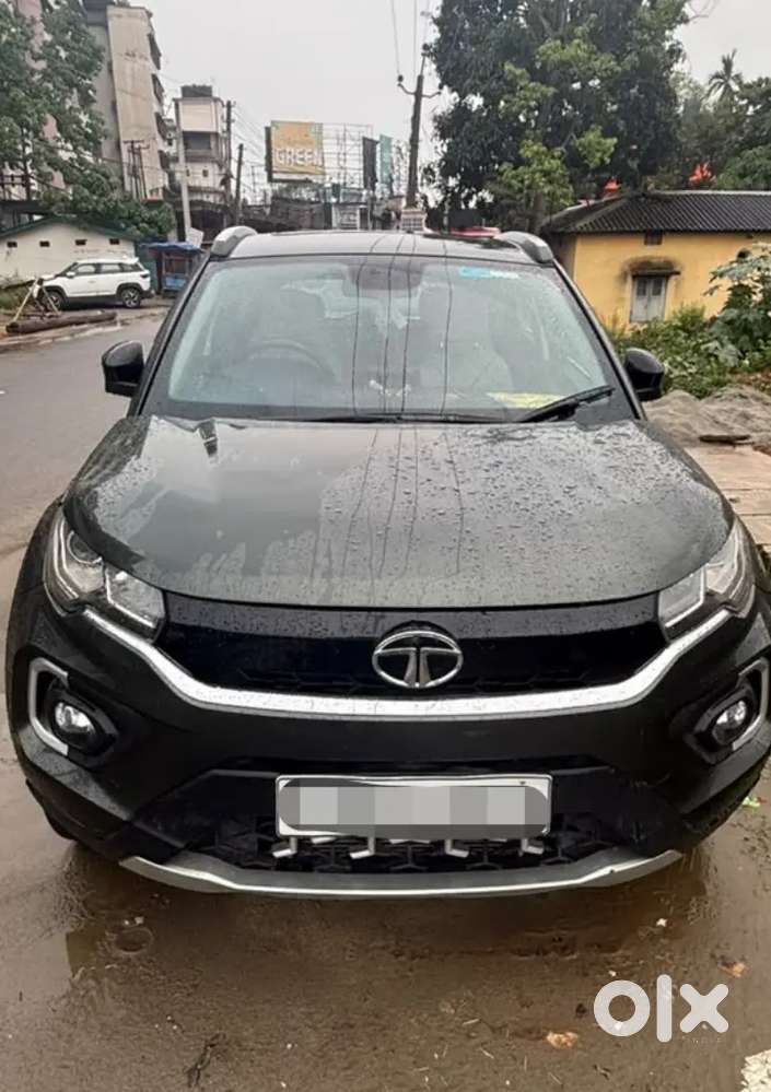 Tata Nexon 1.2 Revotron Petrol Manual 2023
