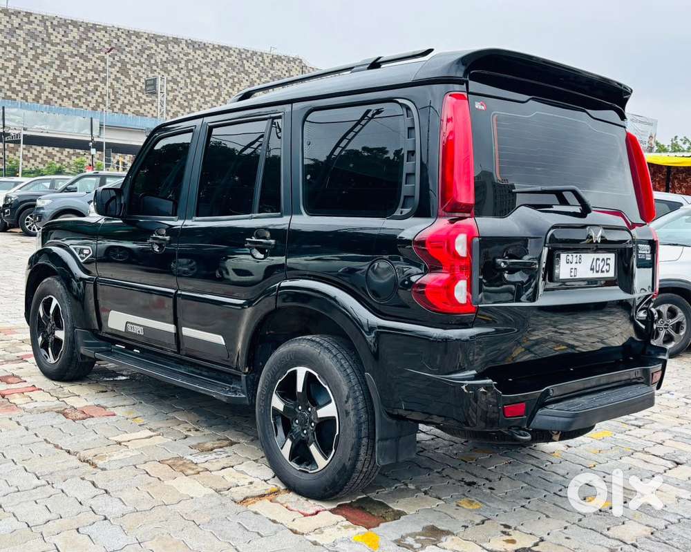 Mahindra Scorpio Classic 2.2 S 11 Mt 7 Cc, 2024, Diesel