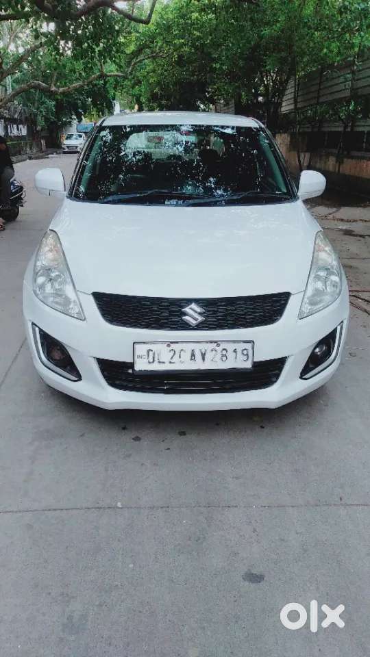 Maruti Suzuki Swift Lxi Optional-o, 2016, Petrol