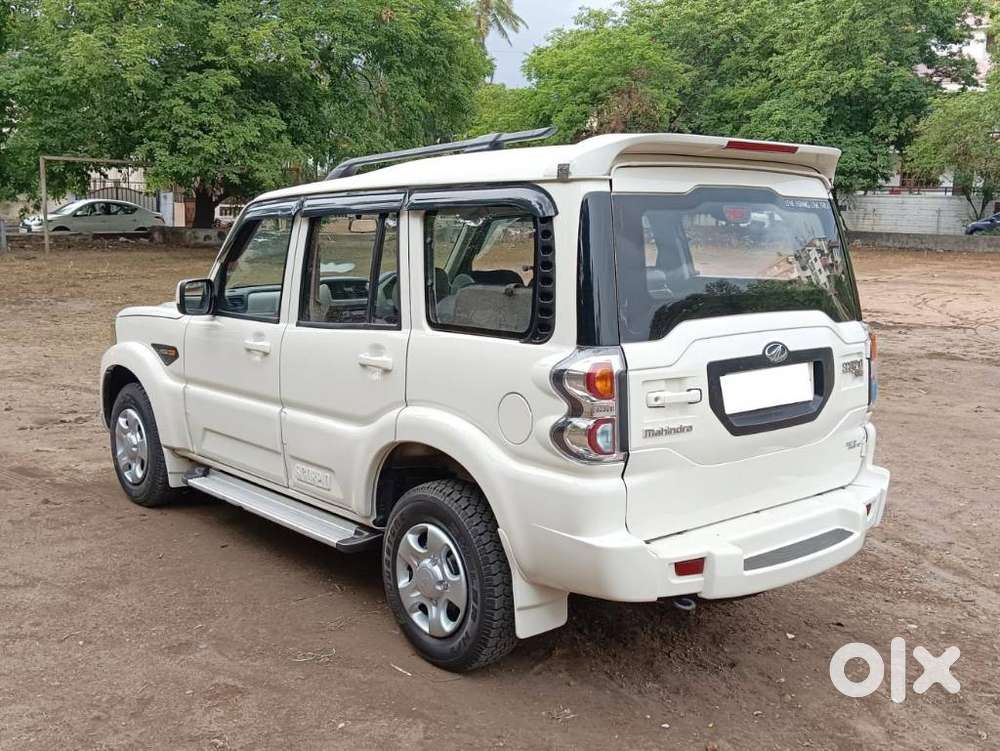 Mahindra Scorpio S2 9 Seater, 2015, Diesel
