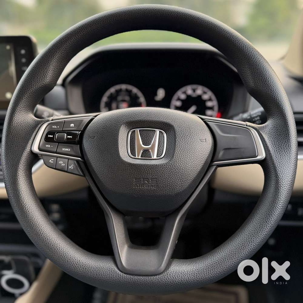Honda Amaze 2nd Gen Vx, 2025, Petrol