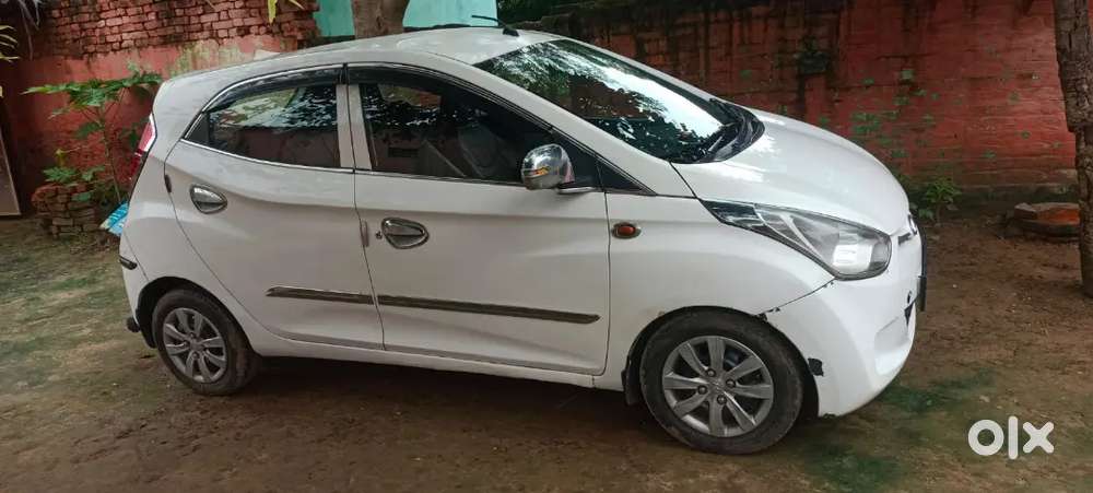Hyundai Eon Magna 2013