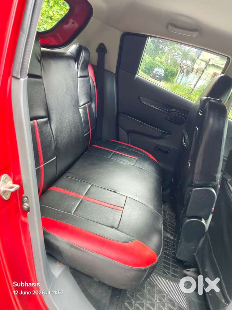 Mahindra Kuv 100 G80 K2, 2018, Petrol