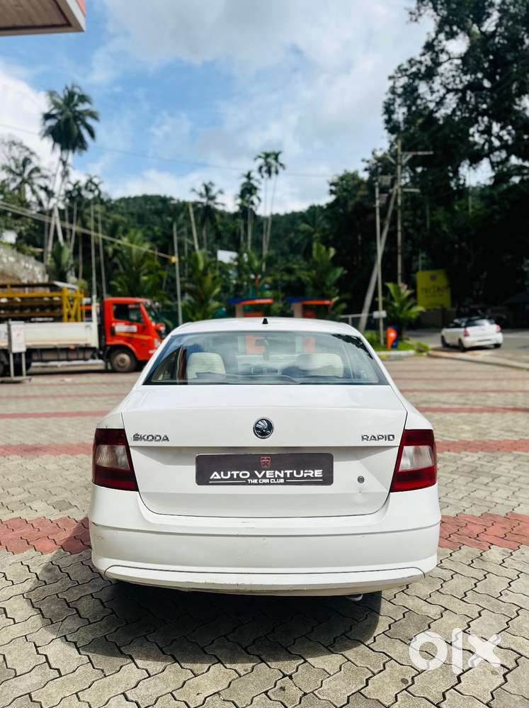 Skoda Rapid 1.6 Tdi Ambition, 2014, Diesel