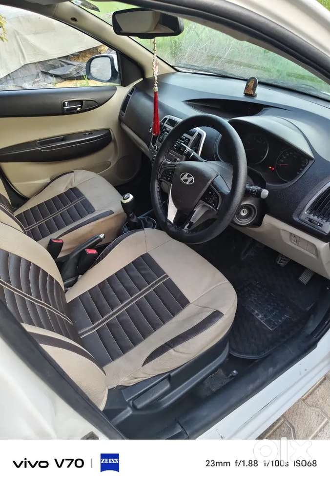 Hyundai I20 Sportz 2012