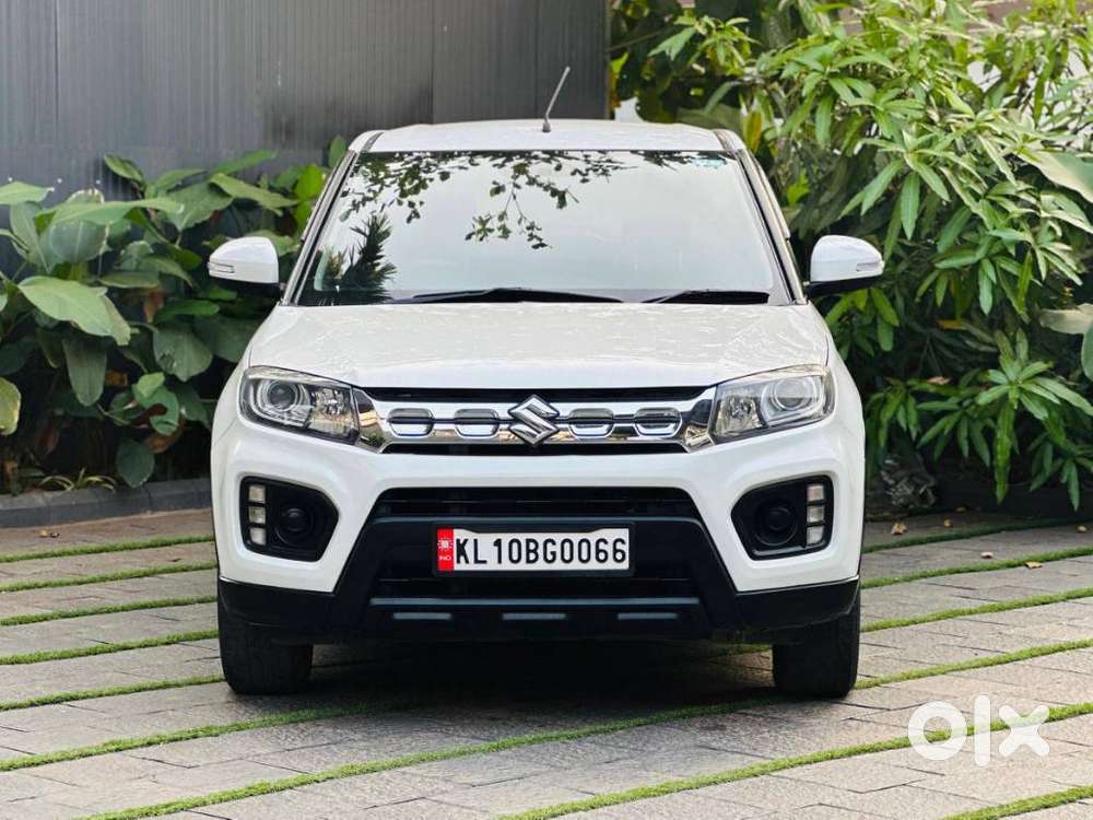 Maruti Suzuki Brezza 1.5 Lxi Smart Hybrid, 2021, Petrol