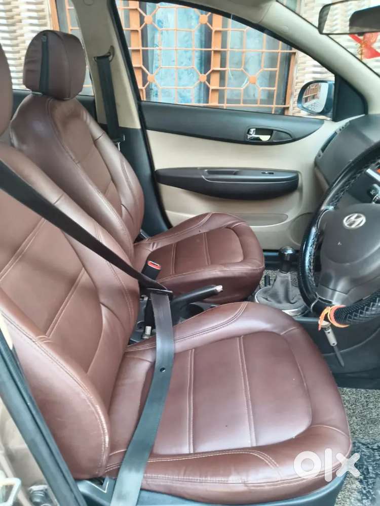 Hyundai I20 Magna Petrol + Cng