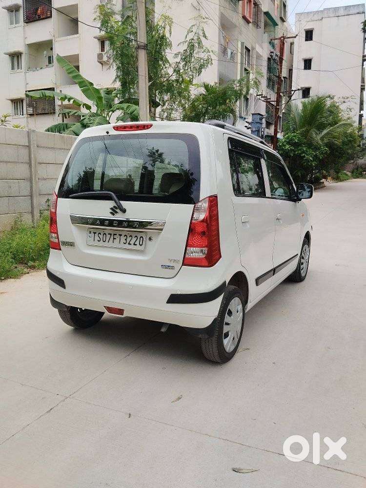 Maruti Suzuki Wagon R Vxi Amt1.2, 2017, Petrol