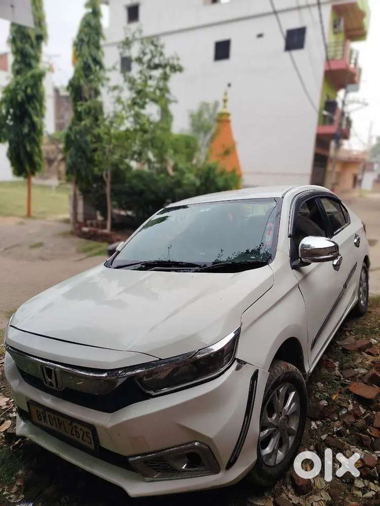 Honda Amaze Top Model In Well Condition