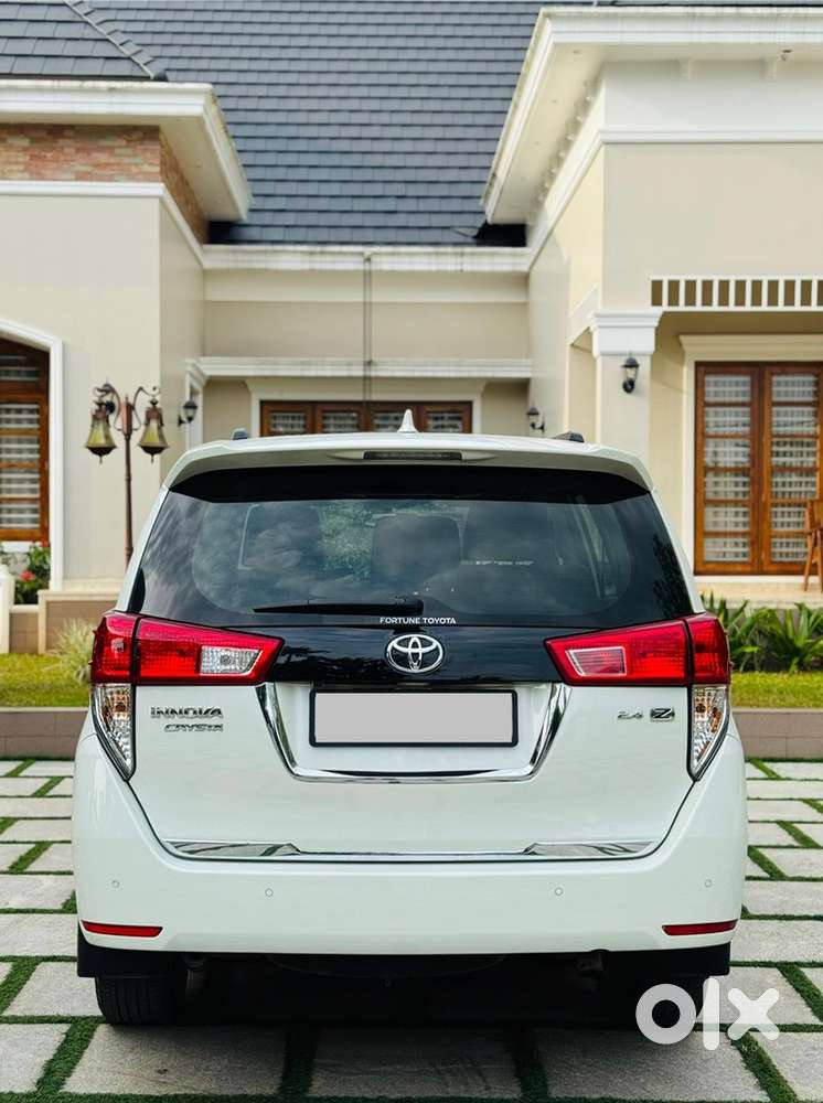 Toyota Innova Crysta 2022 Diesel Manual