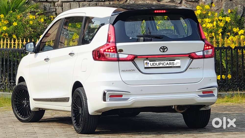 Toyota Rumion V At, 2025, Petrol