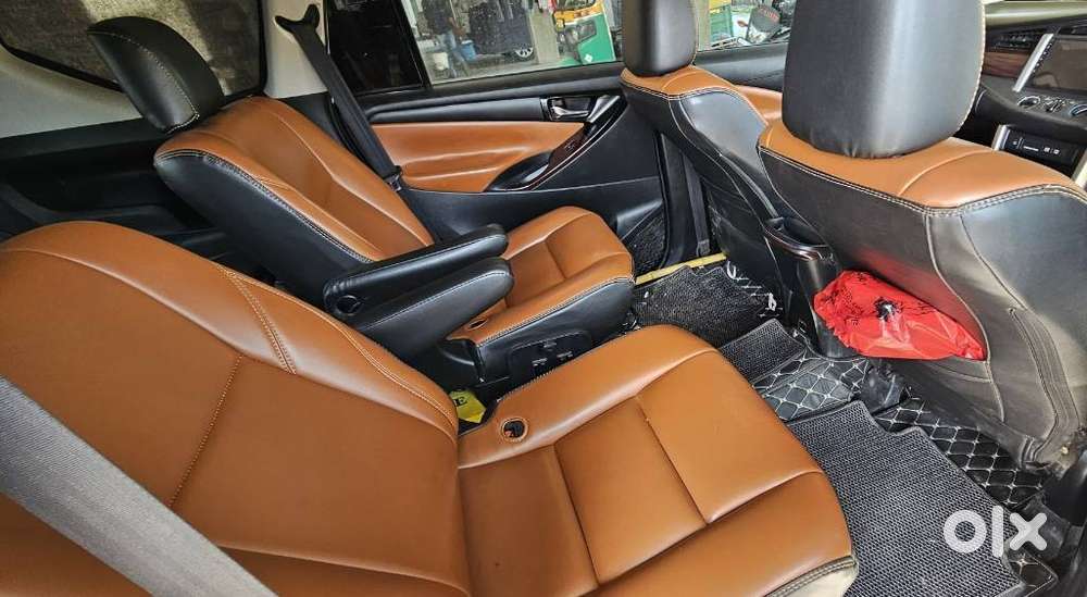 Toyota Innova Crysta