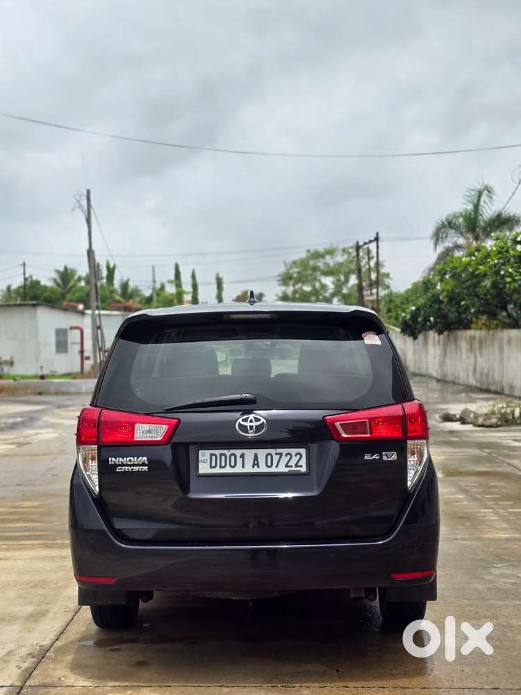 Toyota Innova Crysta 2.4 V 8 Str, 2021, Diesel