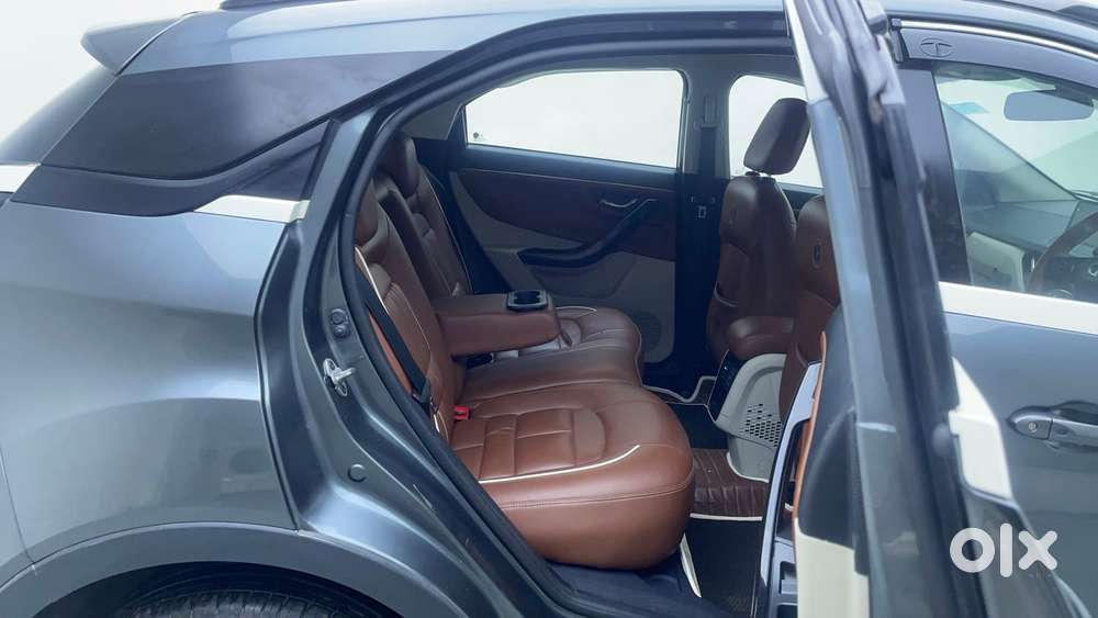 Tata Nexon 1.2 Revotron Xza Plus, 2023, Petrol