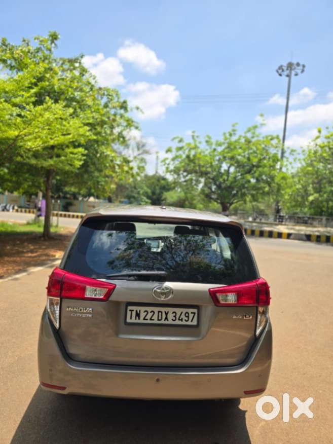 Toyota Innova Crysta 2.5z, 2022, Diesel