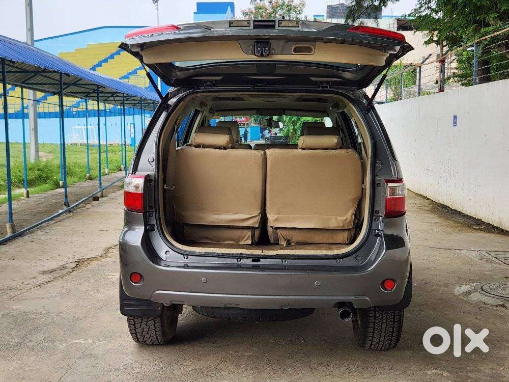 Toyota Fortuner 4x4 Mt 2.8 Diesel, 2010, Diesel