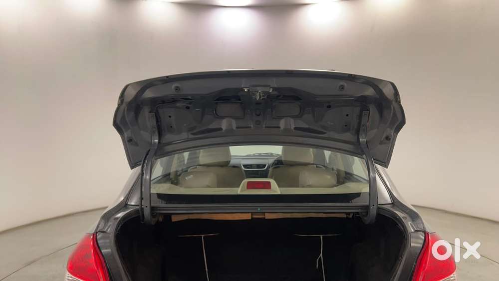 Maruti Suzuki Swift Dzire 1.3 Vxi, 2014, Petrol