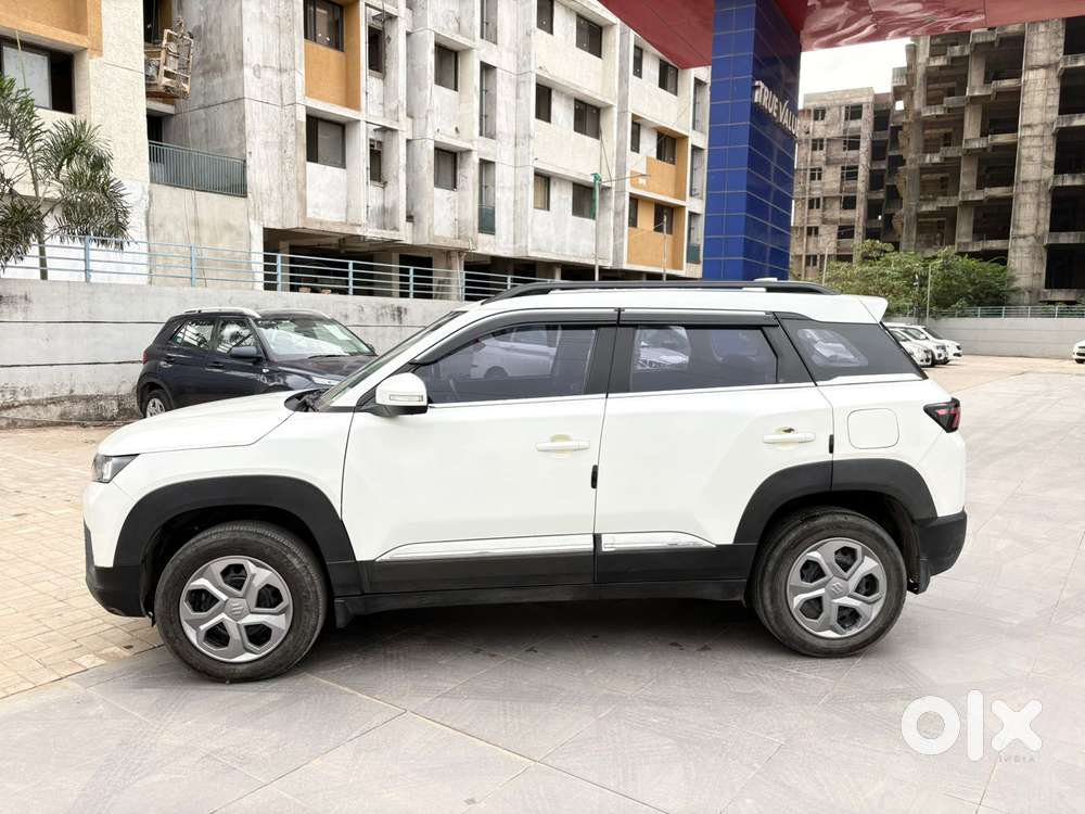 Maruti Suzuki Brezza 1.5 Lxi Cng, 2024, Cng & Hybrids
