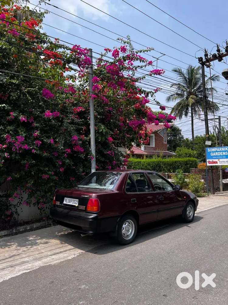 Maruti Suzuki Esteem 1995