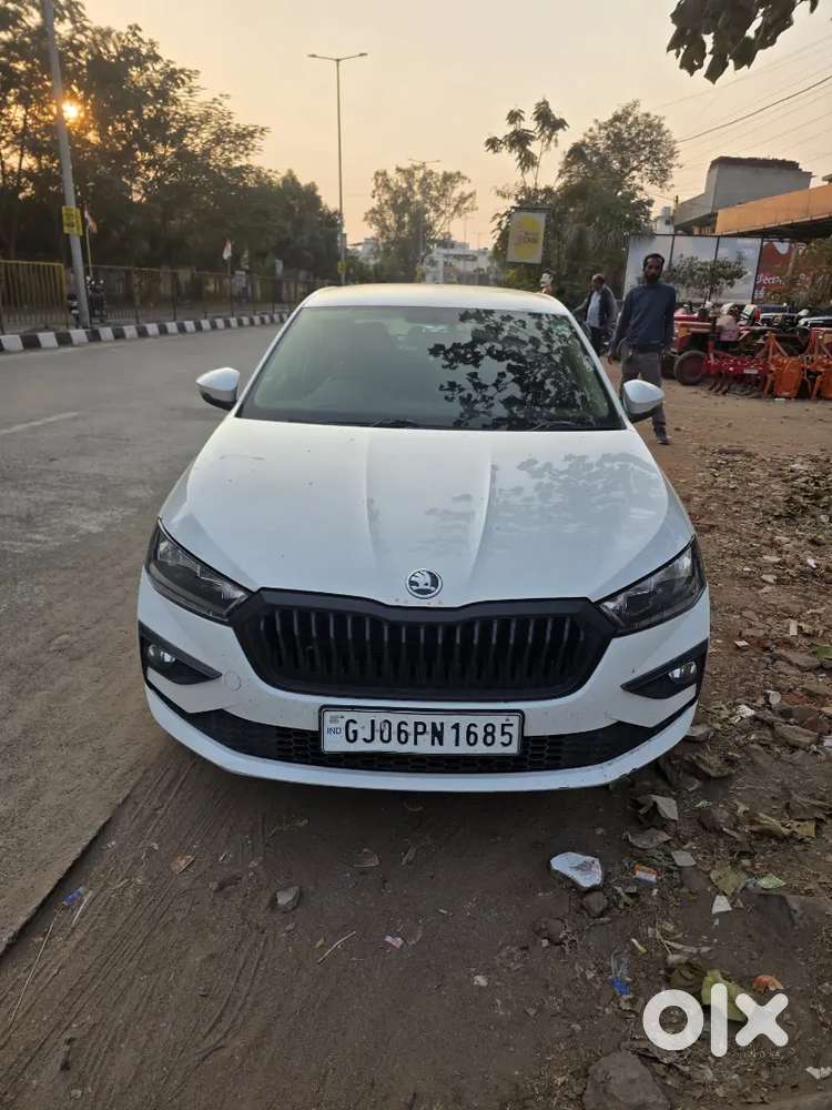 Skoda Slavia 2023 Petrol Well Maintained