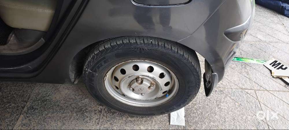 Car In Good Condition With 1.5lacs