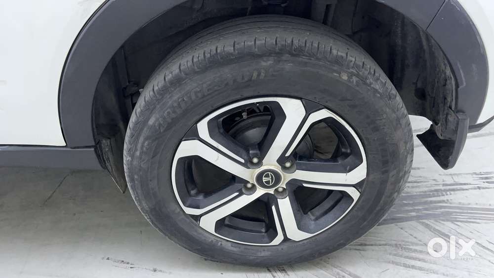 Tata Nexon 1.2 Revotron Xz Plus, 2022, Petrol