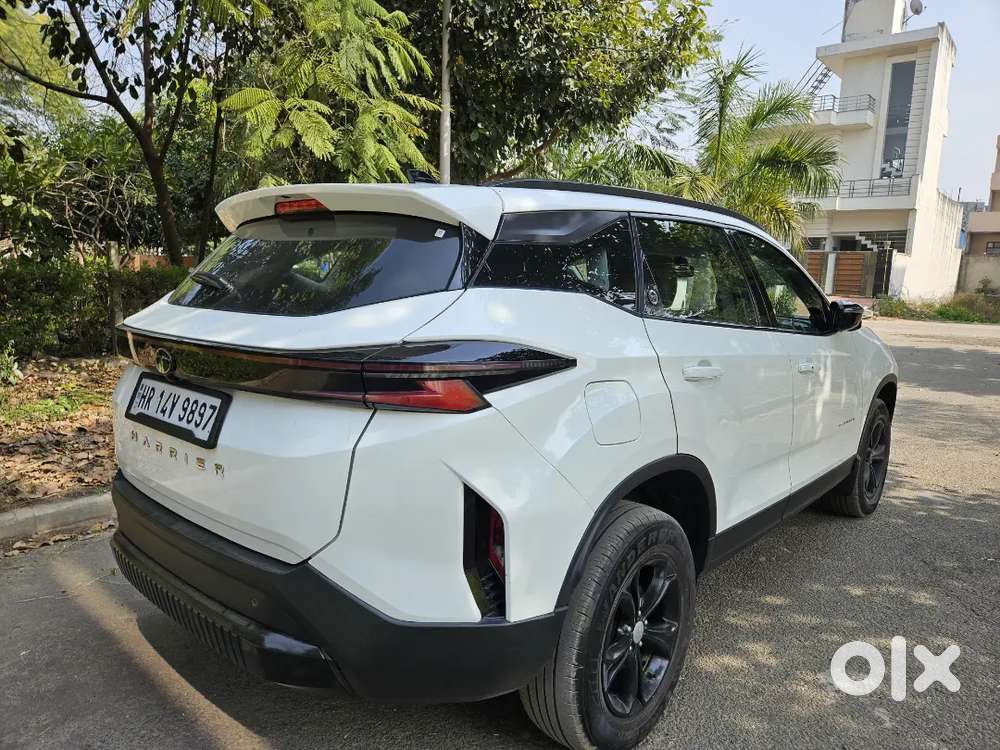 Tata Harrier 2024  Automatic  Diesel 27000 Km Driven