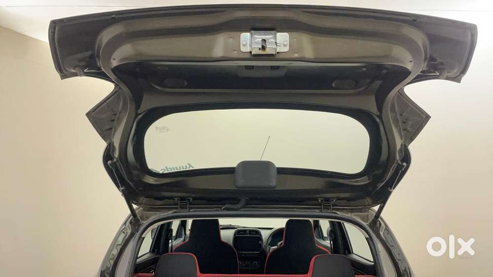Renault Kwid 2019-ongoing 1.0 Rxt Amt (o), 2019, Petrol