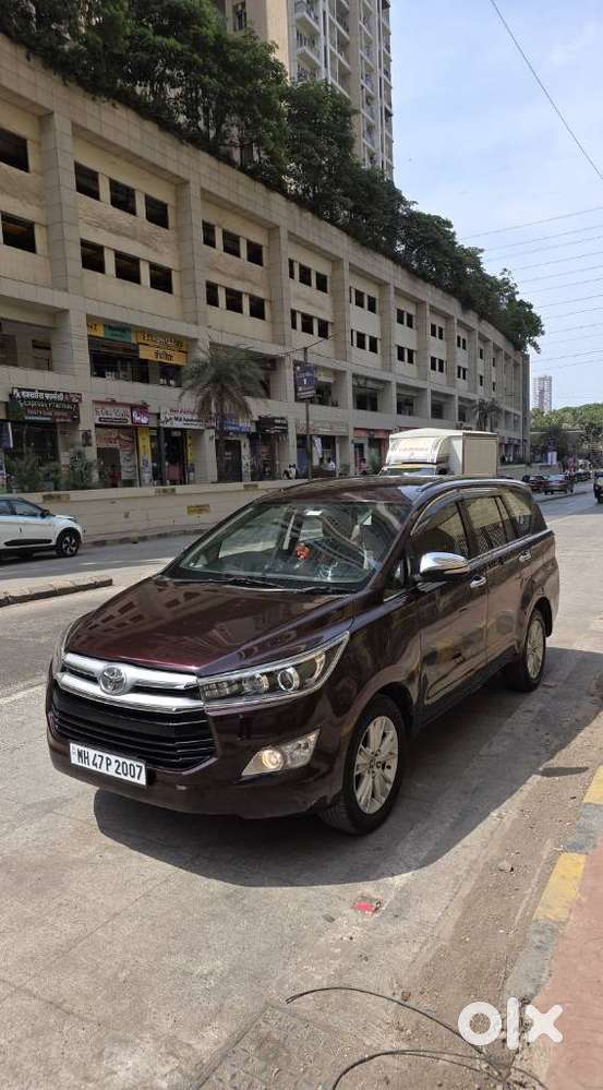 Toyota Innova Crysta 2.8 Zx At 7 Seater, 2016, Diesel