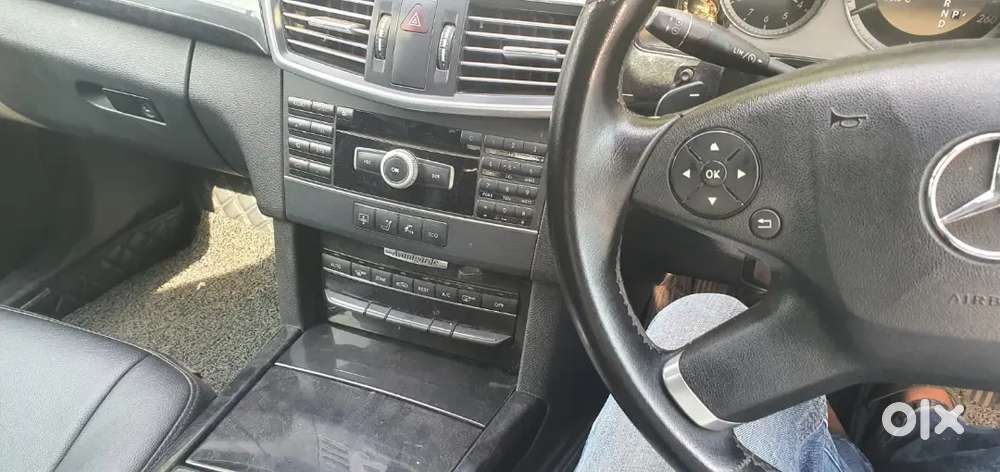 Mercedes  E Class 2013 E 200 Blue Efficiency