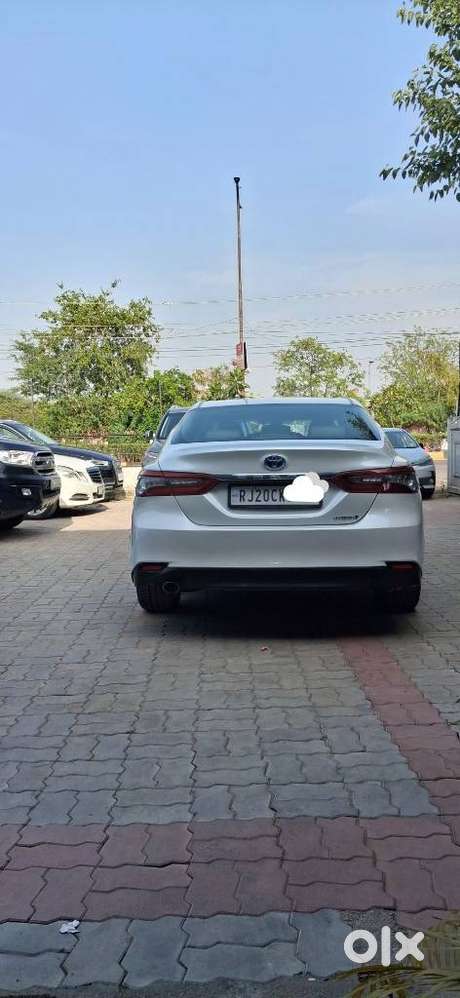 Toyota Camry Hybrid, 2023, Petrol