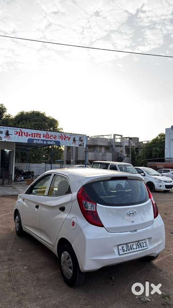 Hyundai Eon Era +, 2017, Petrol