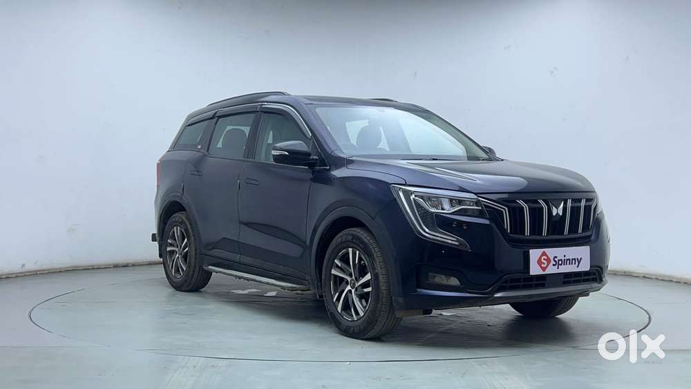 Mahindra Xuv700 2.0 Ax 5 Petrol Mt Str, 2022, Petrol