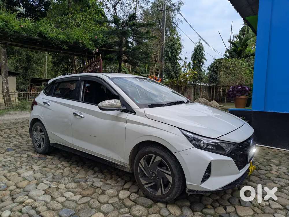 Hyundai New I20 Asta(o)2023 With Sunroof