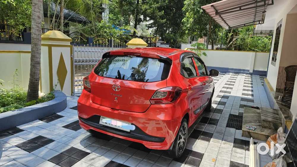 Tata Tiago 2021 Petrol