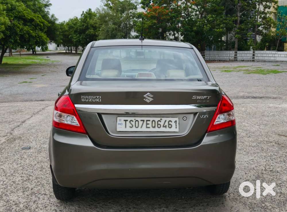 Maruti Suzuki Swift Dzire 1.2 Vxi Bsiv, 2015, Petrol