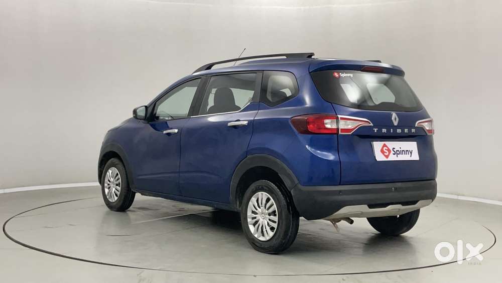 Renault Triber Rxt, 2022, Petrol