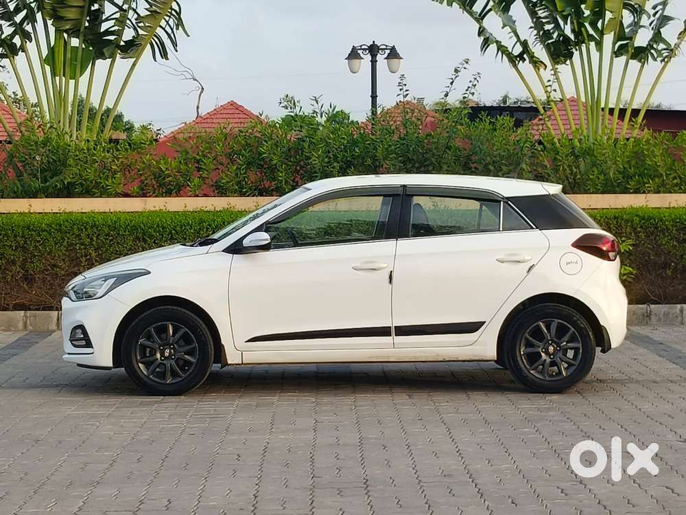 Hyundai I20 Sportz Plus, 2019, Cng & Hybrids