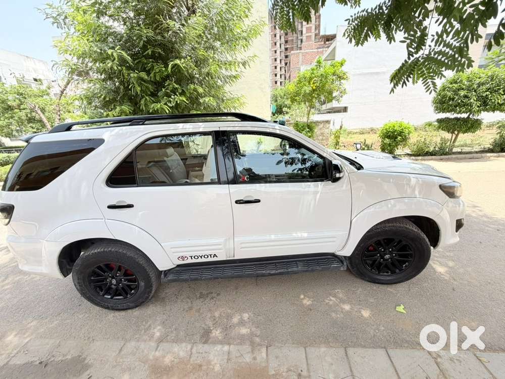 Toyota Fortuner Diesel 2014