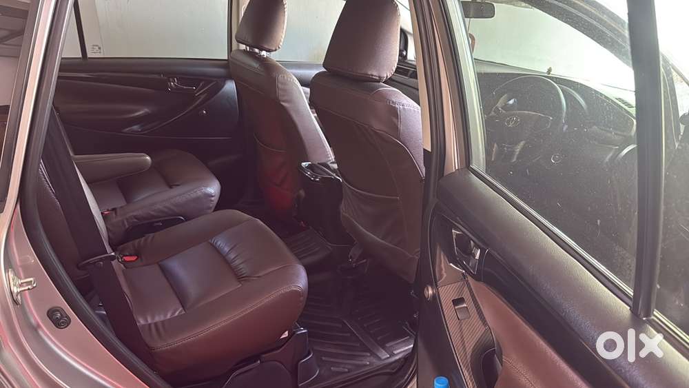 Toyota Innova Crysta 2018
