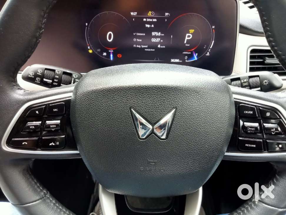 Mahindra Xuv700 Ax7 Luxury Pack Awd, 2023, Petrol